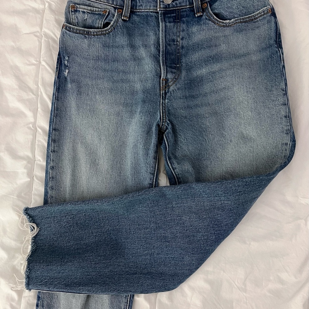 Levi’s Wedgie Straight in double blue size 29